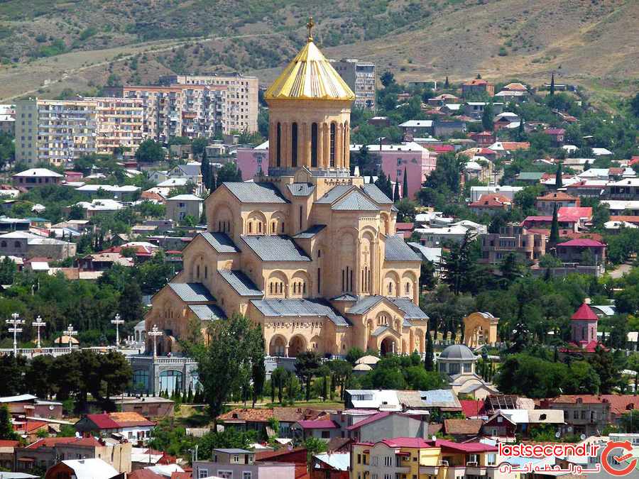 تور  تور تفلیس پاییز 1402